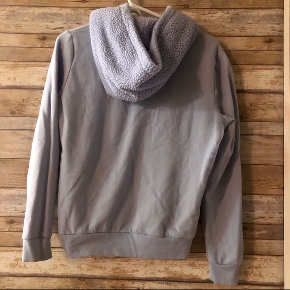 Victoria’s Secret PINK Sherpa Cropped Hoodie M - Picture 3 of 6